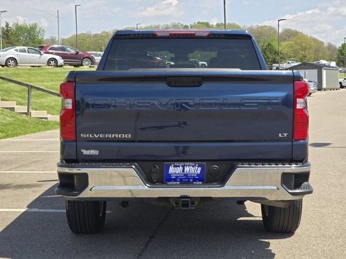 Used 2023 Chevrolet Silverado 1500 LT AWD/4WD image 16