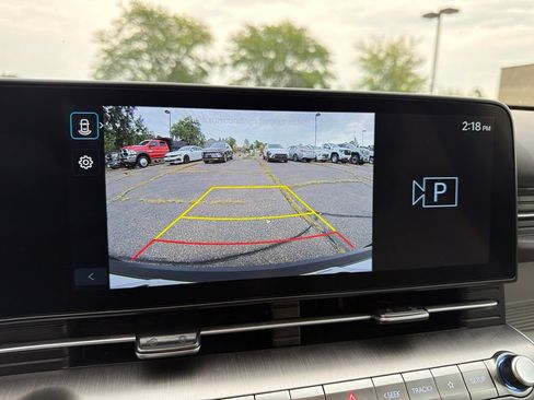 Used 2025 Hyundai Kona SEL FWD image 15