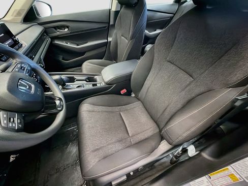Used 2025 Honda Accord SE image 11