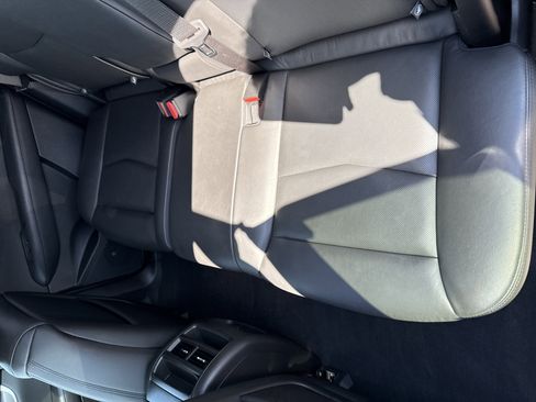 Used 2019 Cadillac XT5 Luxury image 24