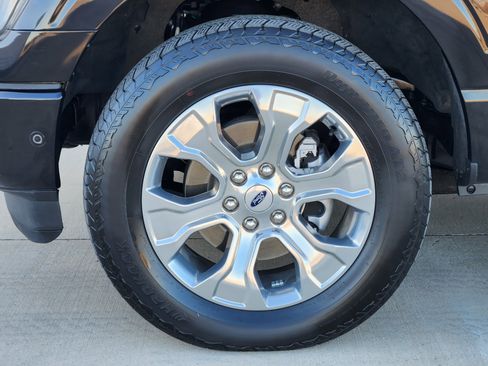 Used 2022 Ford F150 Platinum w/ Equipment Group 701A High image 9