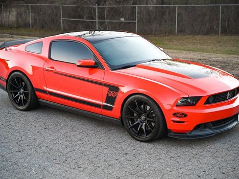 Used 2012 Ford Mustang Boss 302 w/ Boss 302 Accessory Pkg image 43