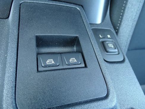 Used 2025 Ford Bronco 2-Door AWD/4WD image 18