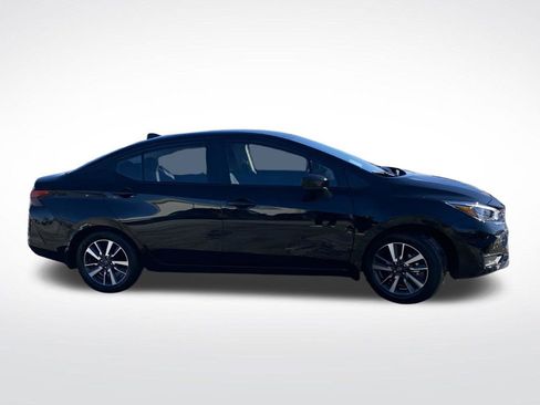 New 2025 Nissan Versa SV image 2