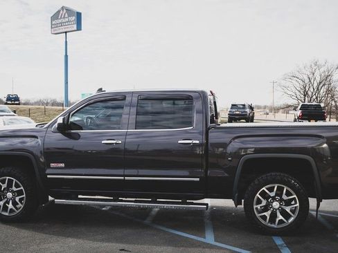 Used 2016 GMC Sierra 1500 SLT w/ All-Terrain Package image 24
