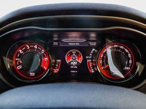 Used 2019 Dodge Challenger SRT Hellcat image 23