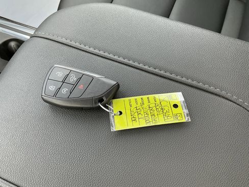 Used 2024 Chevrolet Silverado 1500 LT Trail Boss w/ Convenience Package II image 29