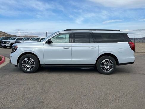 New 2025 Ford Expedition Max Active image 2