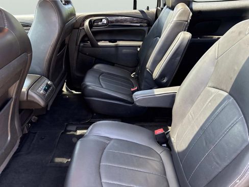Used 2017 Buick Enclave Leather image 16