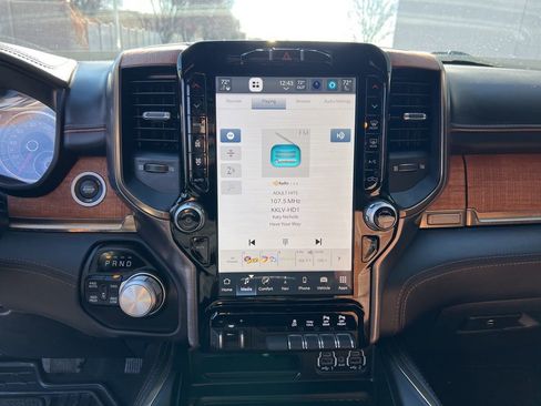 Certified 2022 RAM 1500 Limited image 17