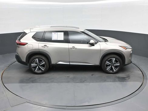 Used 2023 Nissan Rogue SL image 26