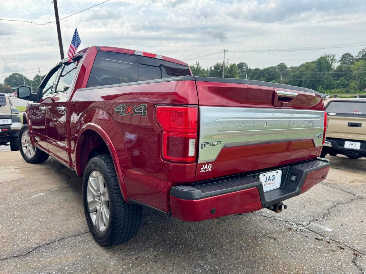 Used 2019 Ford F150 Platinum w/ Equipment Group 701A Luxury AWD/4WD image 5