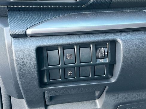 Used 2023 Subaru Forester Premium AWD/4WD image 10