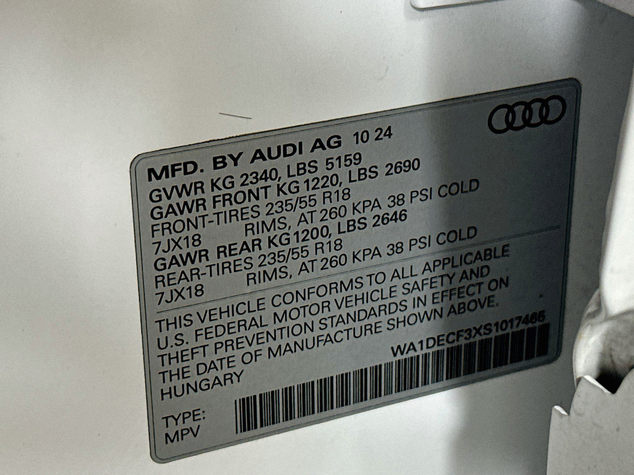 Used 2025 Audi Q3 2.0T Premium AWD/4WD image 31