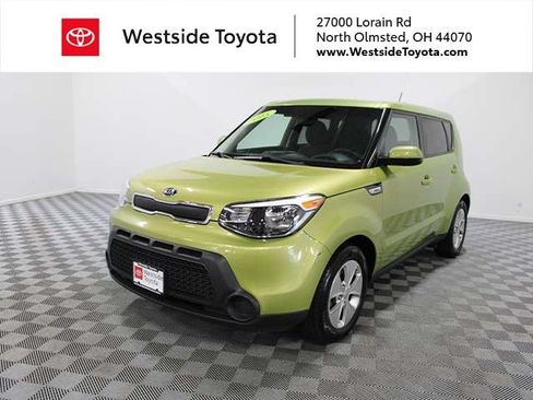 Used 2015 Kia Soul FWD image 1