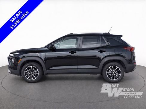 Used 2025 Chevrolet TrailBlazer LT w/ Convenience Package AWD/4WD image 8