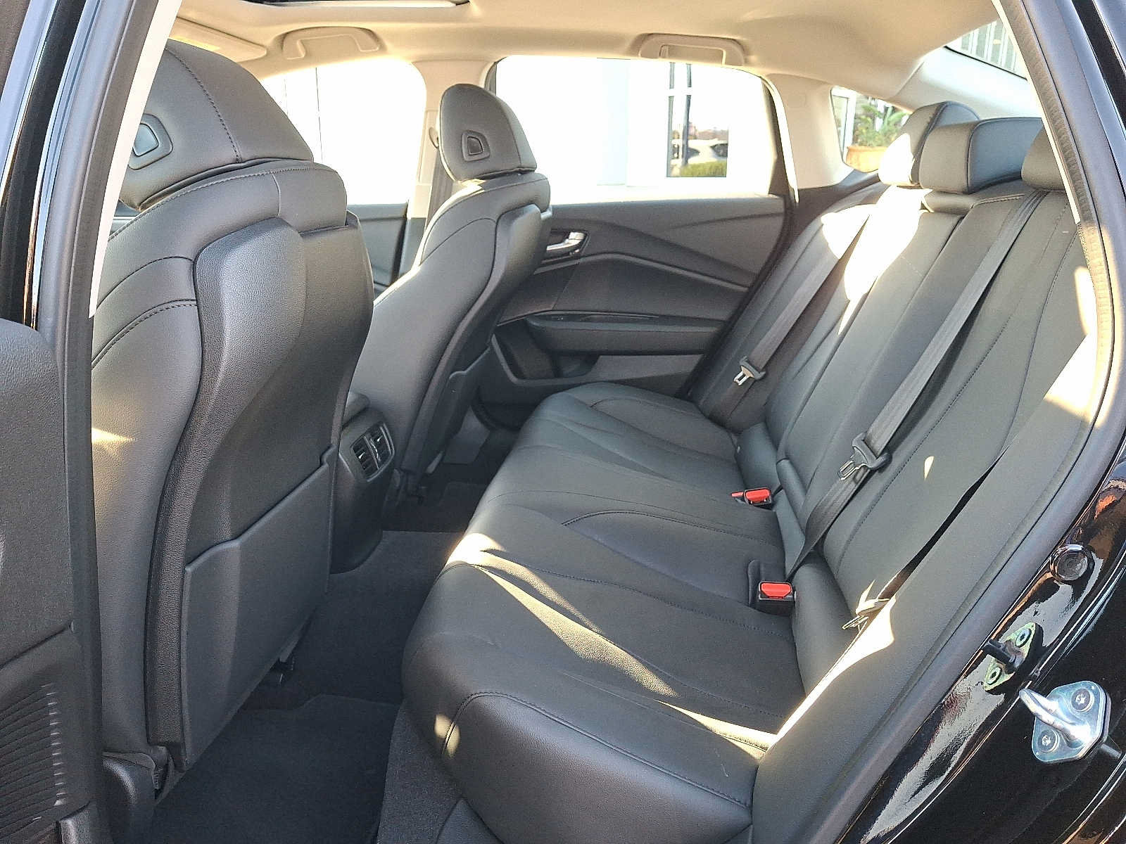Used 2023 Acura TLX FWD image 10