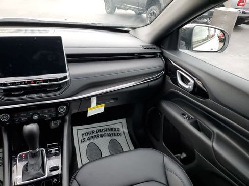 New 2026 Jeep Compass Limited image 15