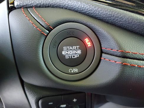 Used 2025 Dodge Durango R/T image 30