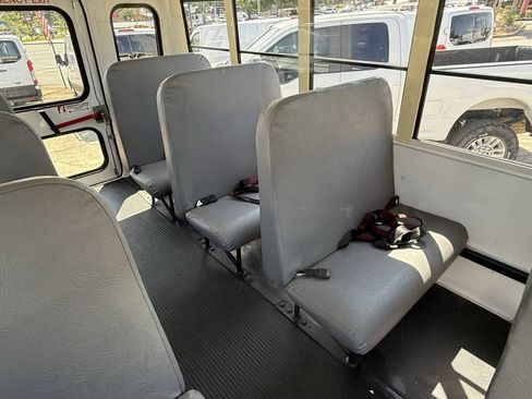 Used 2009 Chevrolet Express 3500 w/ School Bus Package RWD image 8
