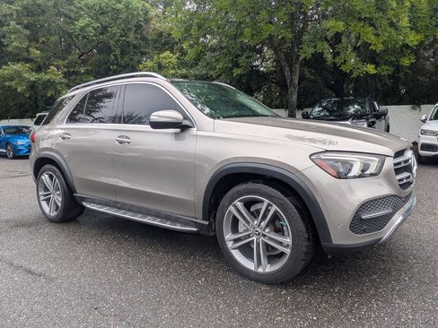 Used 2022 Mercedes-Benz GLE 350 w/ Premium Package image 2