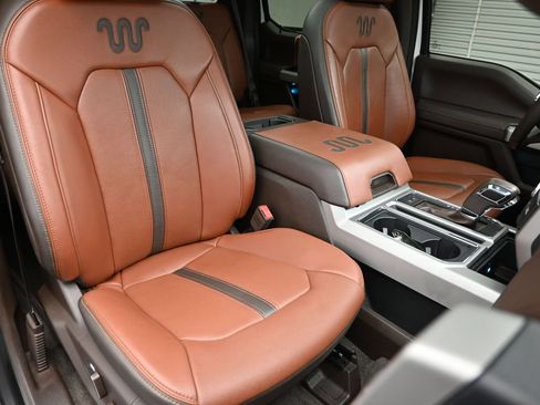 Used 2018 Ford F150 King Ranch w/ Equipment Group 601A Luxury AWD/4WD image 42