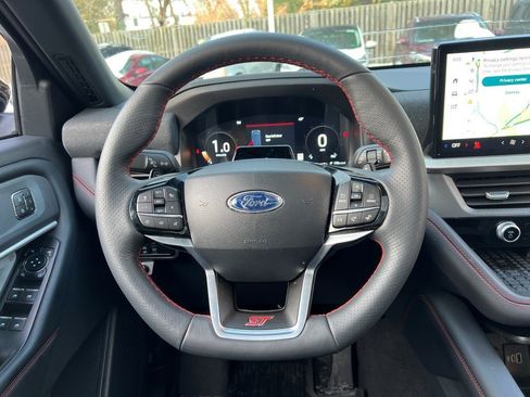 Used 2025 Ford Explorer ST w/ Sun And Sound Package image 21