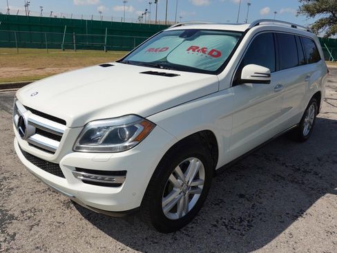Used 2013 Mercedes-Benz GL 450 4MATIC image 3