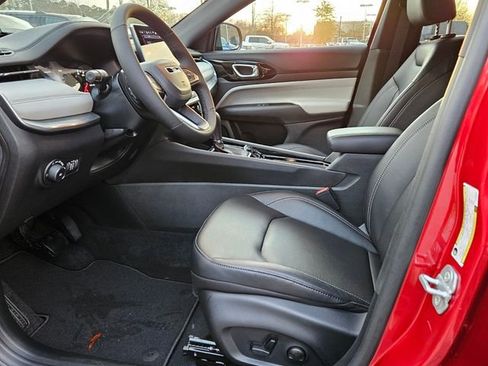 New 2026 Jeep Compass Limited image 8