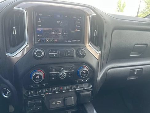 Used 2020 Chevrolet Silverado 2500 High Country w/ Technology Package AWD/4WD image 6