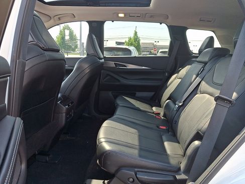 Certified 2023 INFINITI QX60 Luxe w/ Cargo Package AWD/4WD image 13
