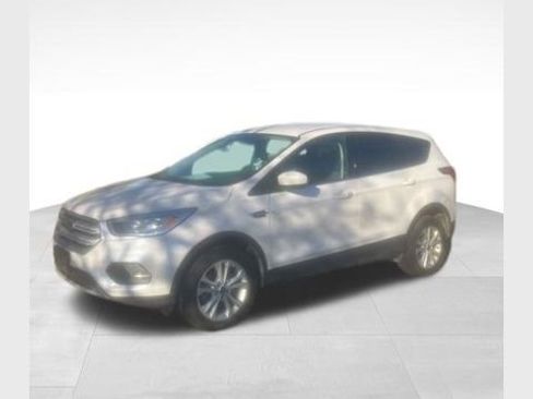 Certified 2019 Ford Escape SE AWD/4WD image 1