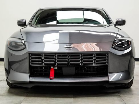Used 2024 Nissan Z Performance w/ Floor Mat Package RWD image 4