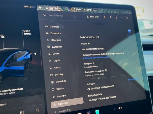 Used 2022 Tesla Model 3 image 35