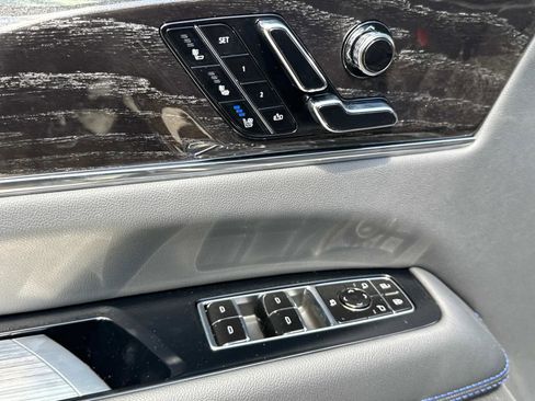 New 2026 Cadillac Escalade IQL Luxury image 19