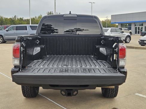 Used 2023 Toyota Tacoma TRD Sport image 8