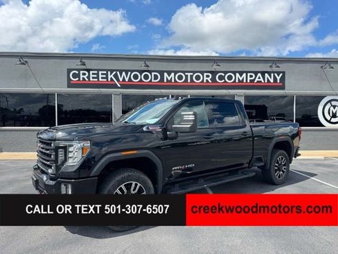 Used 2020 GMC Sierra 2500 AT4 w/ AT4 Premium Package AWD/4WD image 1