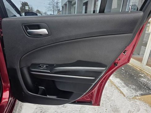 Used 2017 Dodge Charger SE w/ Popular Equipment Group image 22