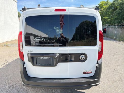 Used 2019 RAM ProMaster City Tradesman FWD image 3