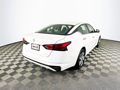 Certified 2022 Nissan Altima 2.5 S image 12