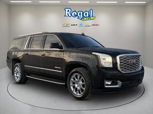 Used 2019 GMC Yukon XL Denali RWD image 1