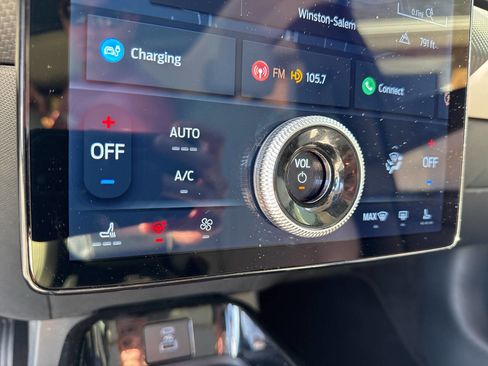 Used 2023 Ford Mustang Mach-E Premium image 25