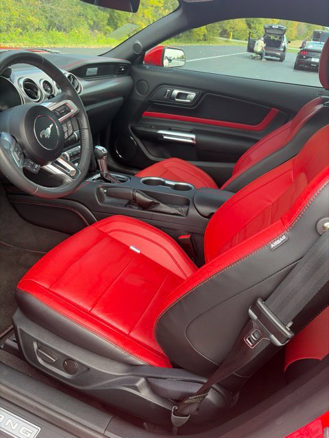 Used 2022 Ford Mustang GT Premium w/ GT Performance Package RWD image 15
