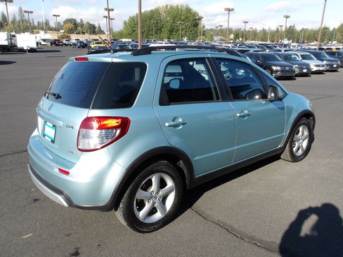 Used 2009 Suzuki SX4 AWD Hatchback image 5