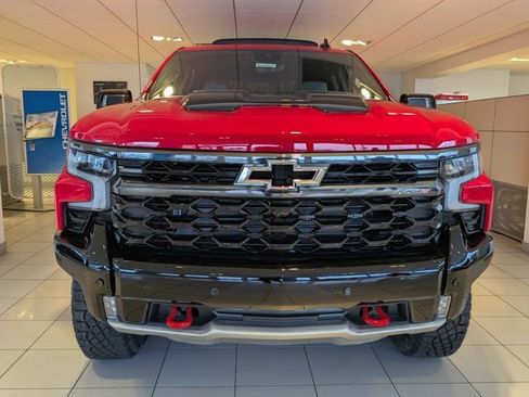 New 2026 Chevrolet Silverado 1500 ZR2 AWD/4WD image 2