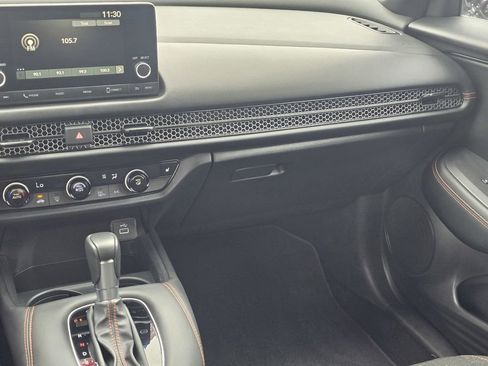 Used 2025 Honda HR-V Sport image 18