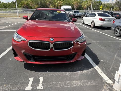 Certified 2025 BMW 230i Coupe RWD image 3
