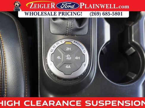 Used 2022 Ford Bronco Badlands image 22