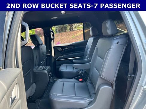 New 2026 Chevrolet Traverse LT image 7