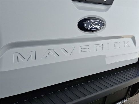 New 2025 Ford Maverick XL image 16